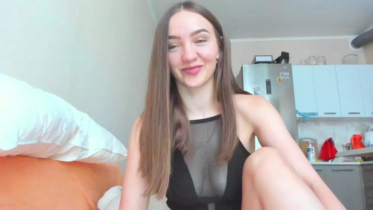 Offline Naughty_Molly on Cam4