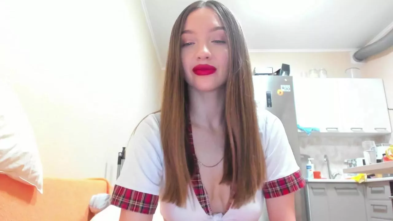 Offline Naughty_Molly on Cam4