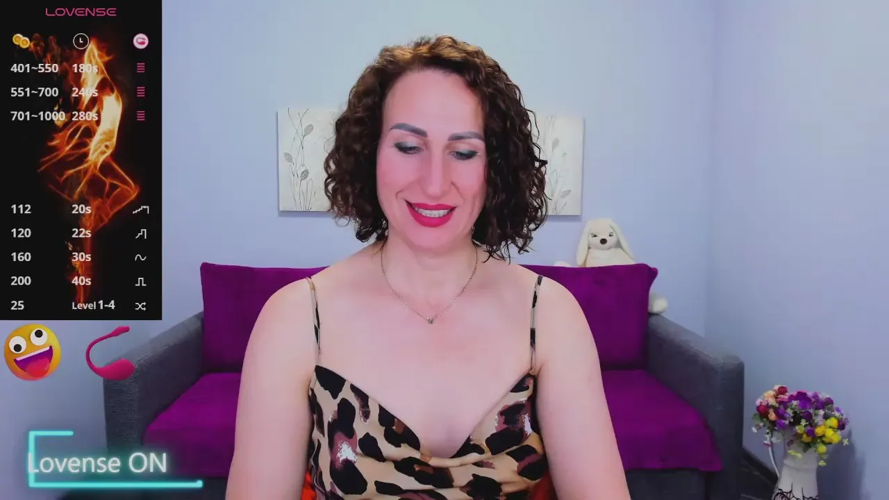 Offline Nia_Smithh on Cam4