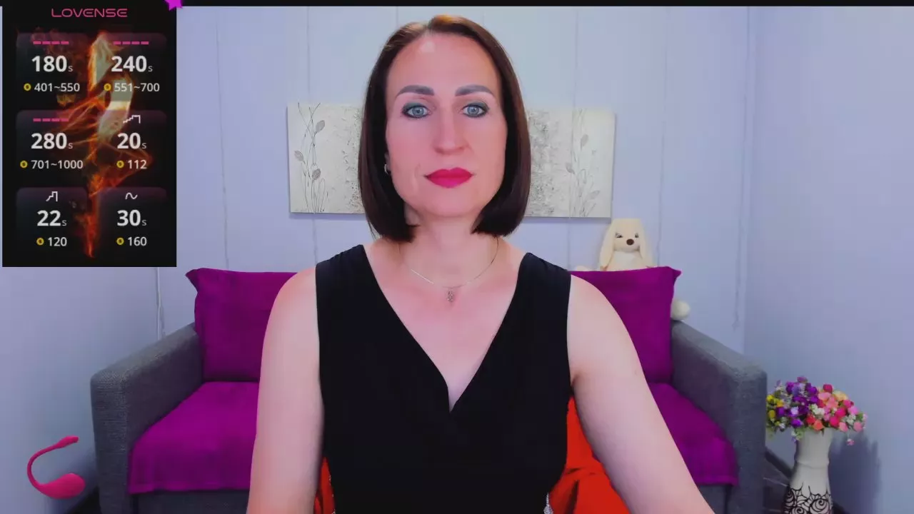 Offline Nia_Smithh on Cam4