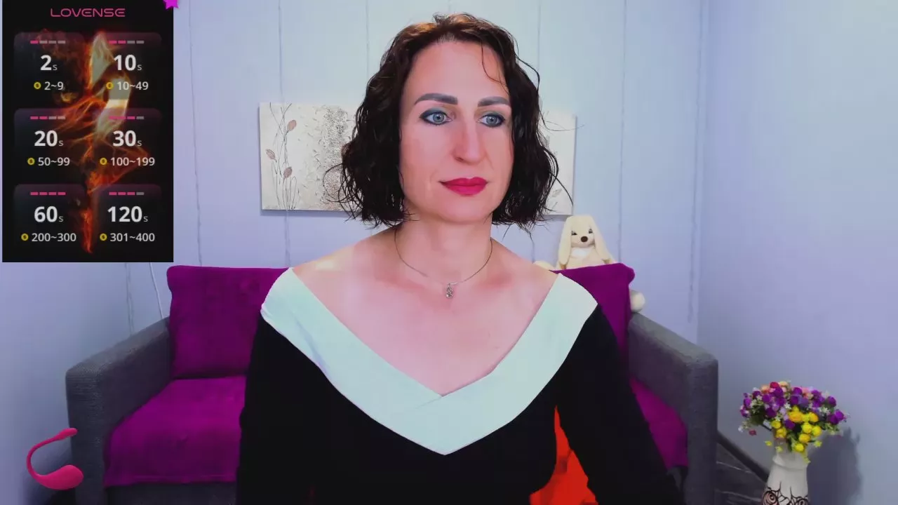 Offline Nia_Smithh on Cam4