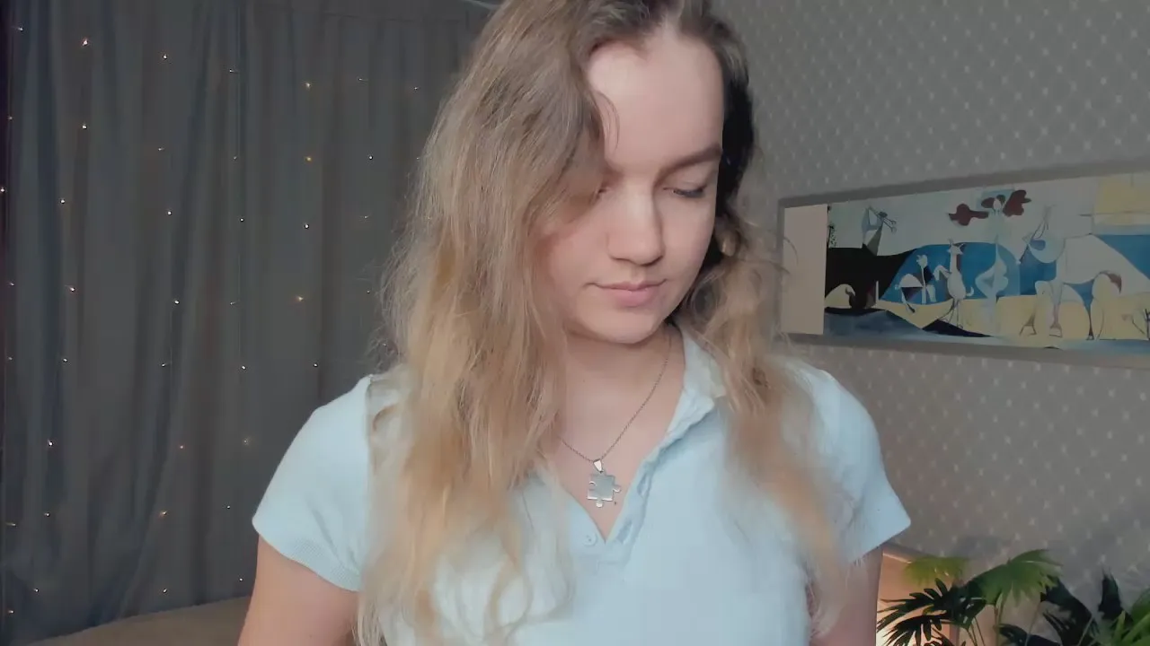 Freechat NickieMcenany on Cam4