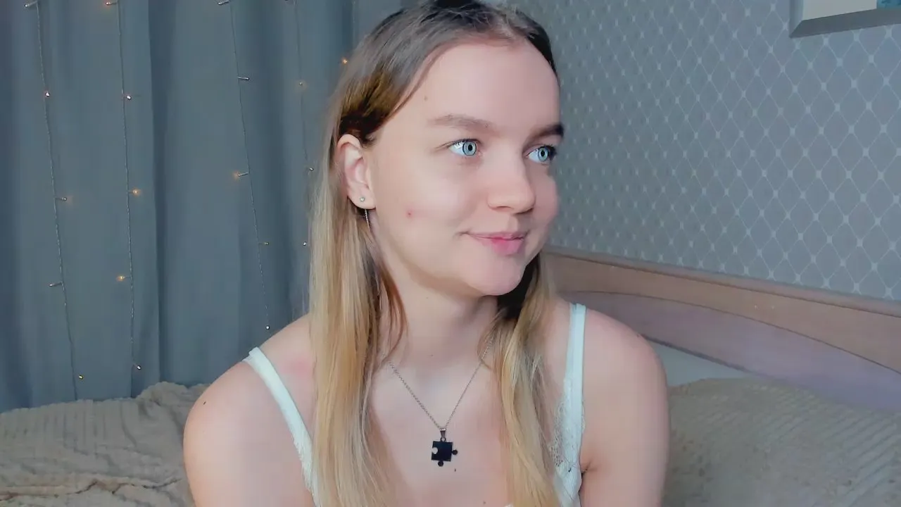 Freechat NickieMcenany on Cam4