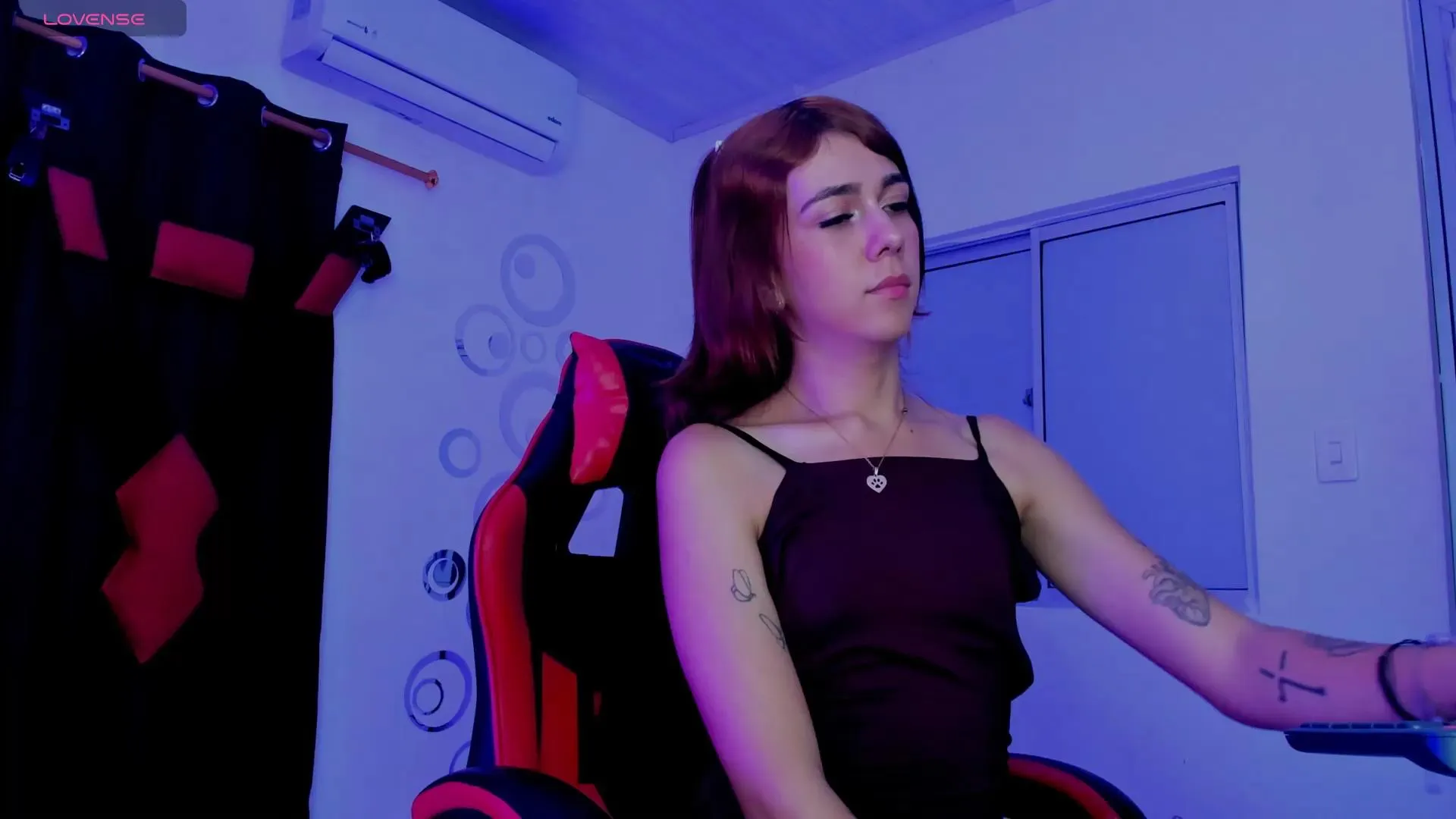 Freechat Nicol_TransGirl on Cam4