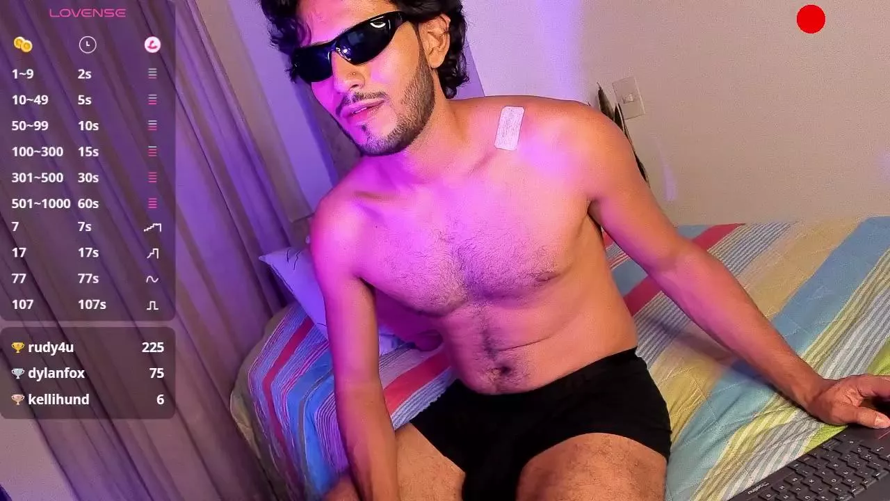 Offline Nicolasrodrii on Cam4