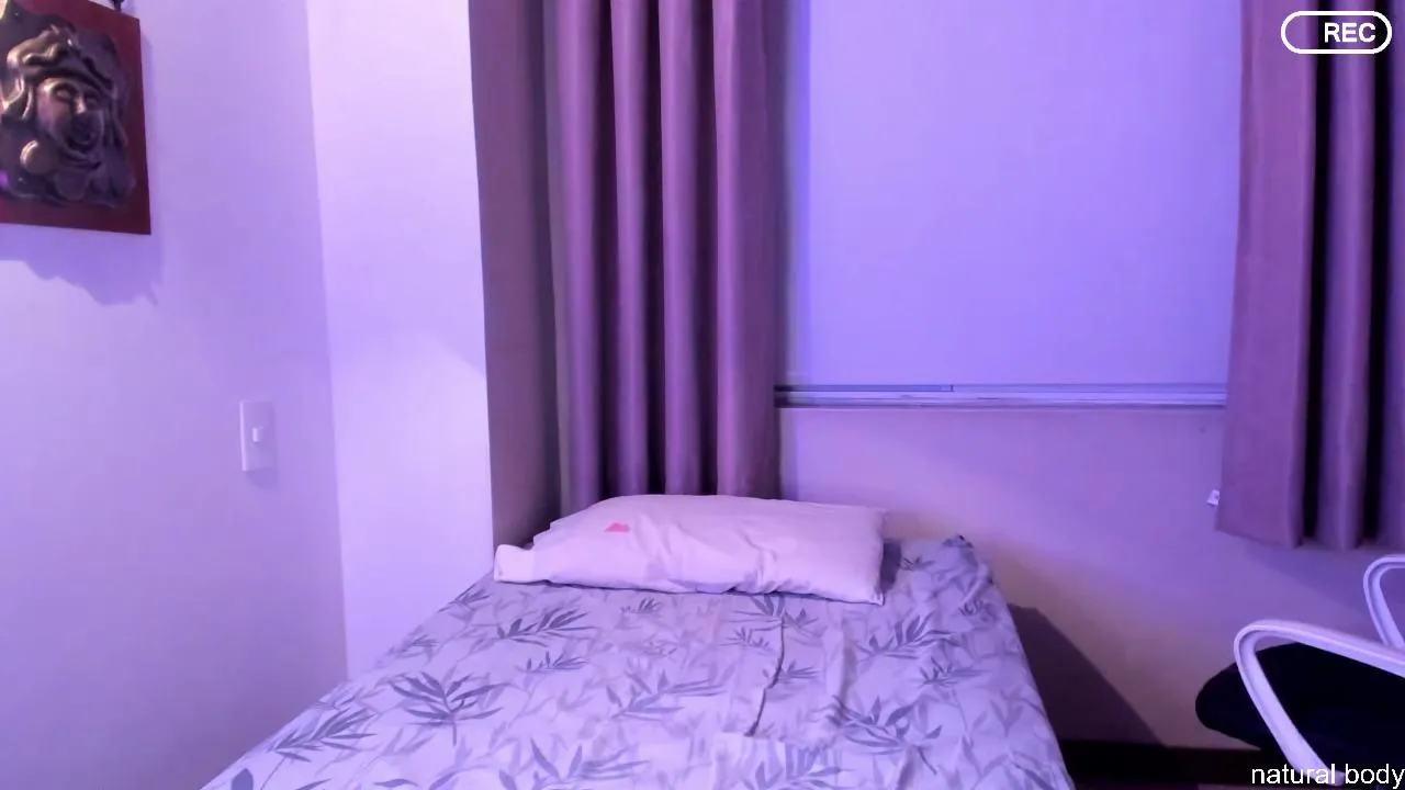 Offline Nicolasrodrii on Cam4