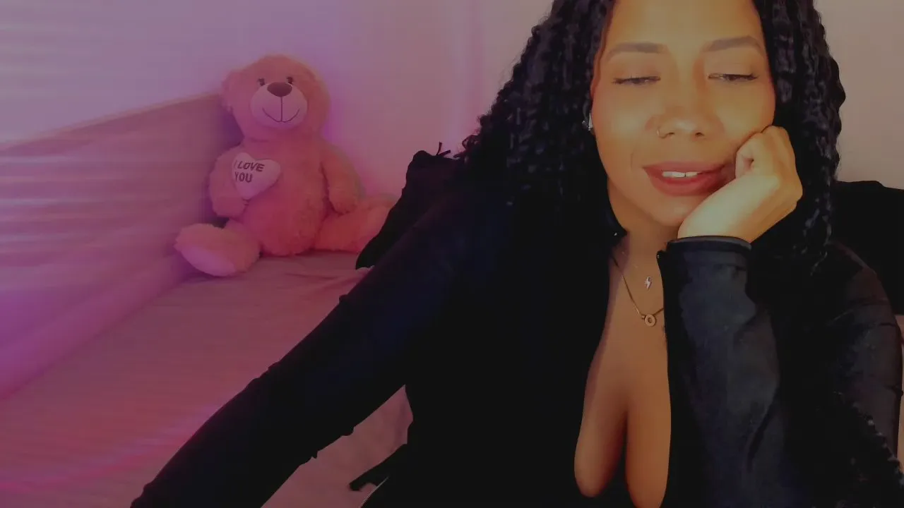 Freechat NicolePasqualot on Cam4