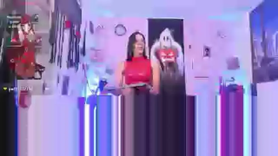 Offline NicolleDiamonds on Cam4