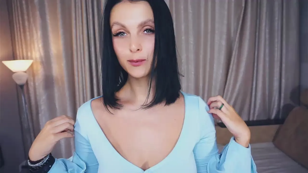 Freechat NieshaLatorre on Cam4