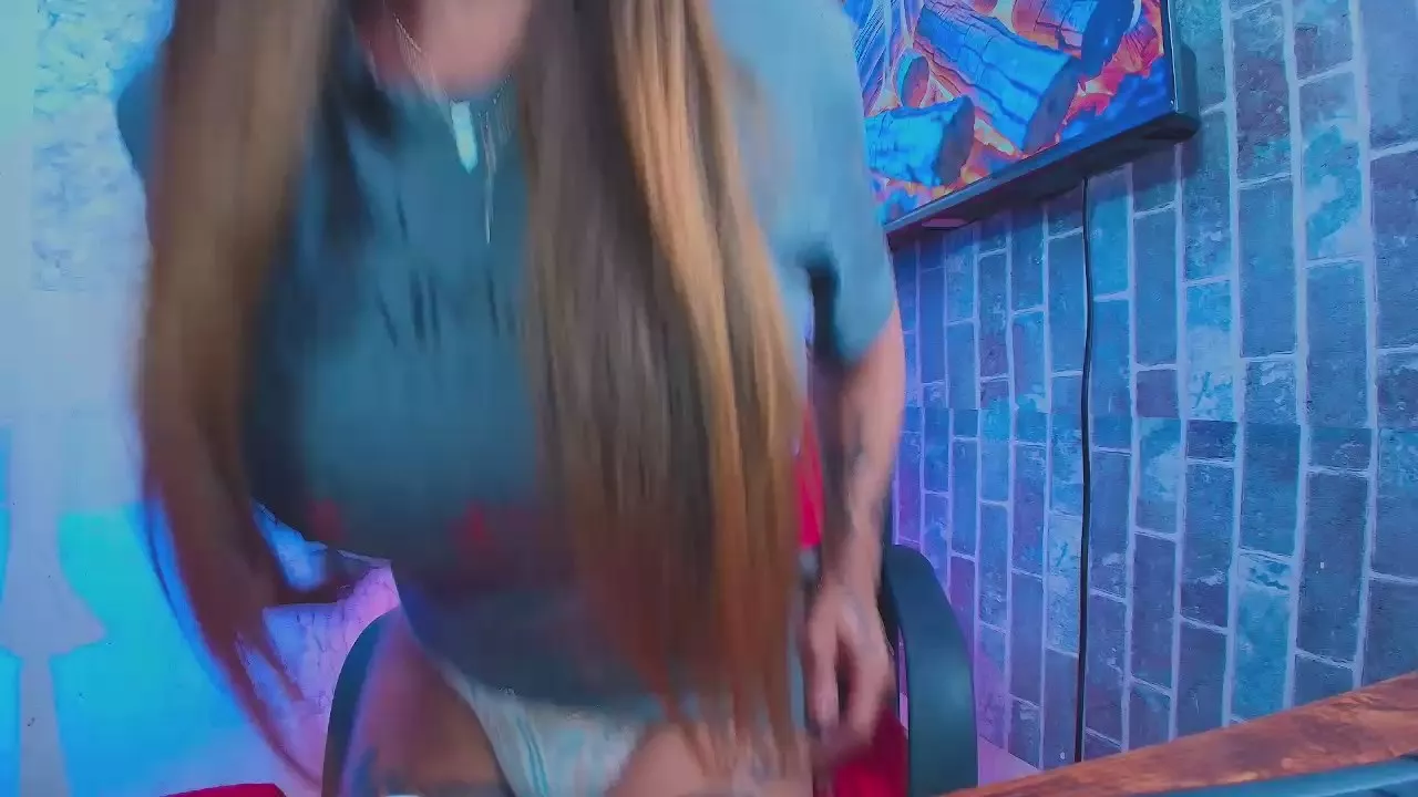 Freechat NIKITA_S7S on Cam4