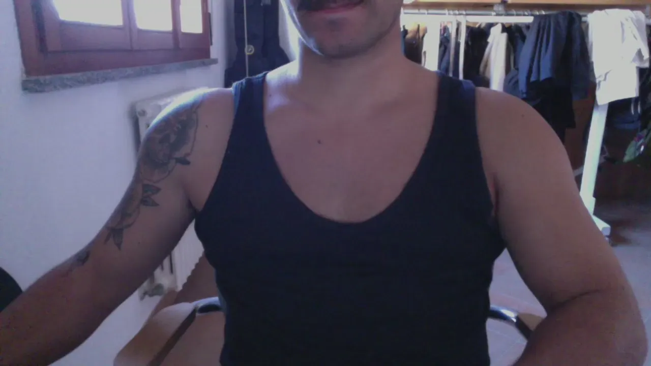 Offline nitrorx on Cam4