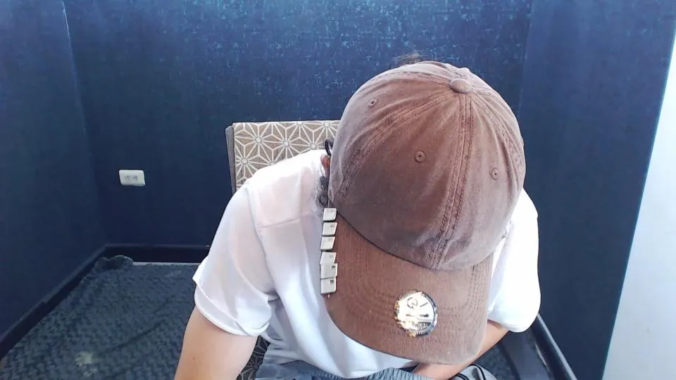 Noah_Sokolov —  #masturbation #cute #ass #feet #armpits #milk #C2C