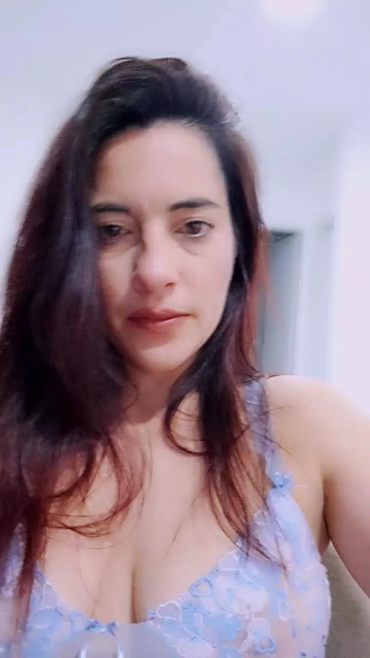 Offline Noehott on Cam4