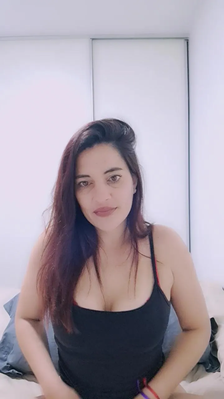 Offline Noehott on Cam4