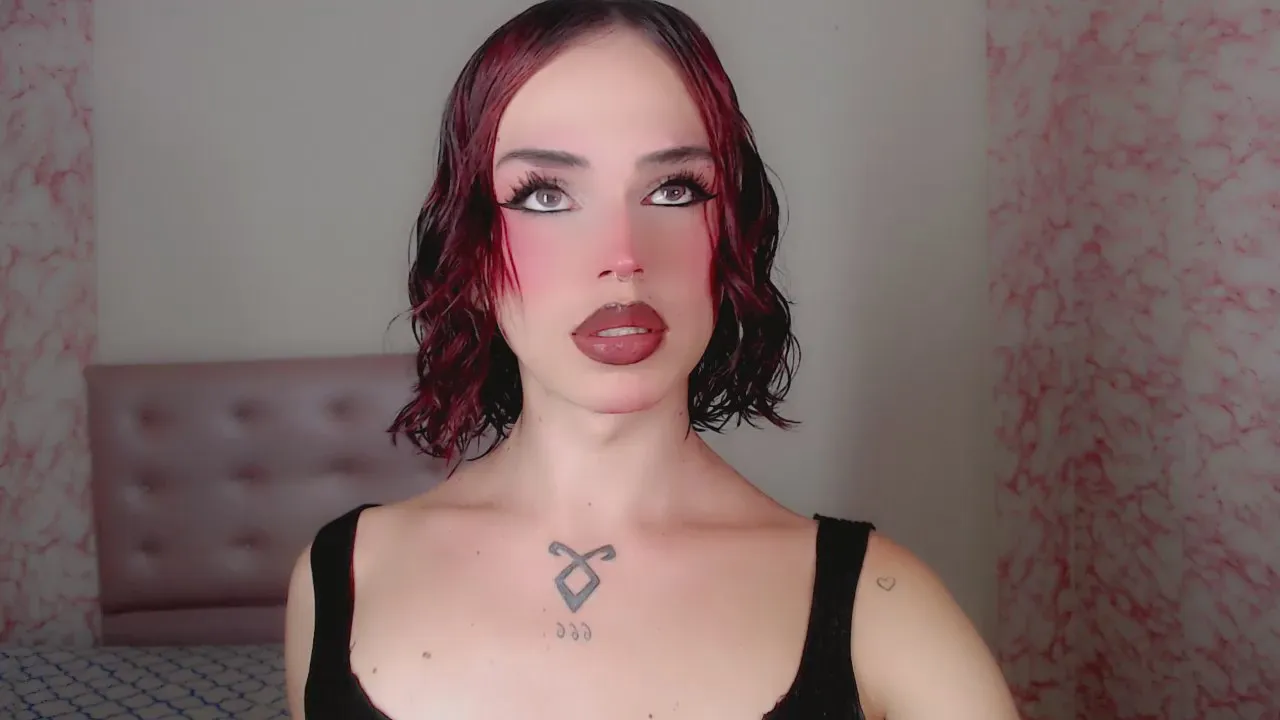 Offline normadoll on Cam4