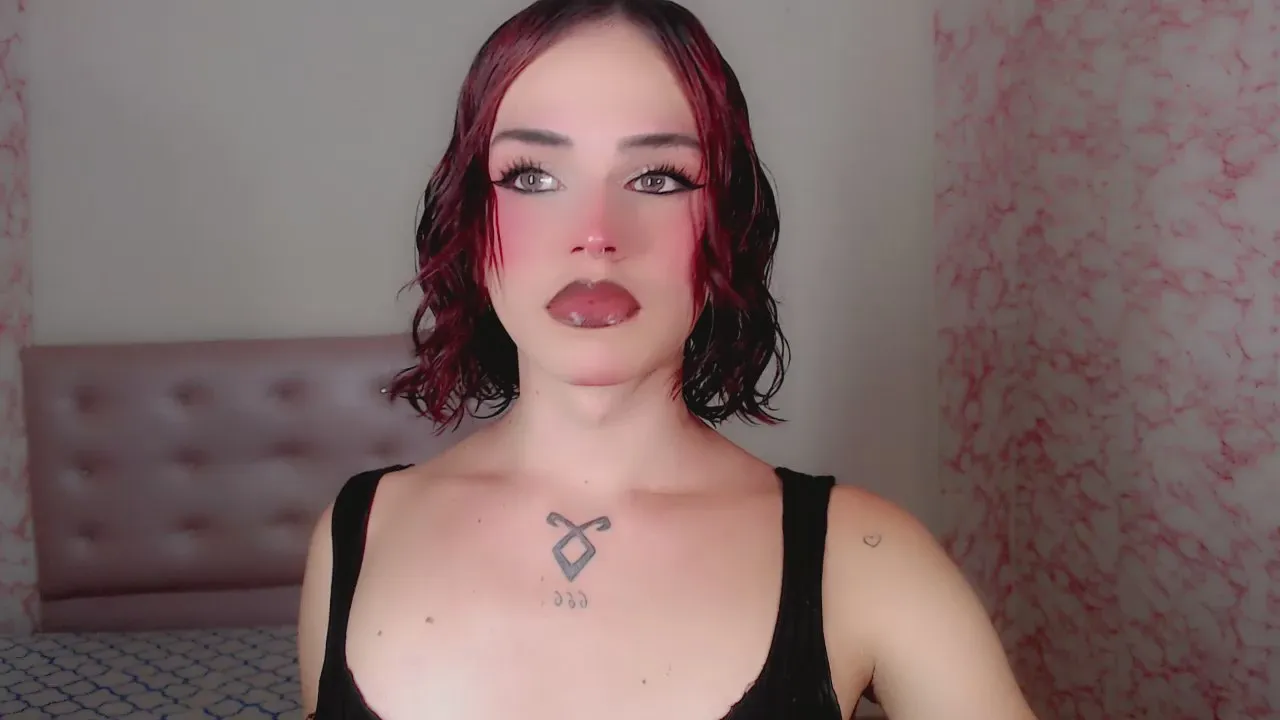 Offline normadoll on Cam4