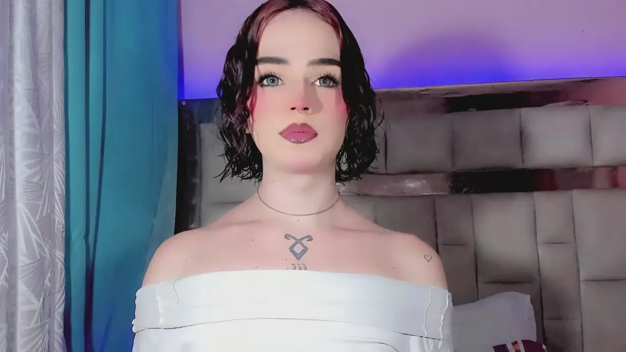 Offline normadoll on Cam4