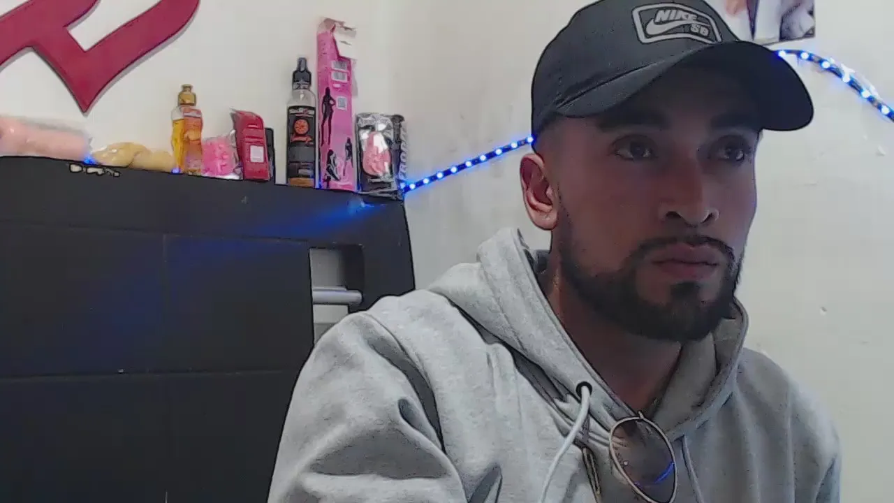 Offline npga96 on Cam4