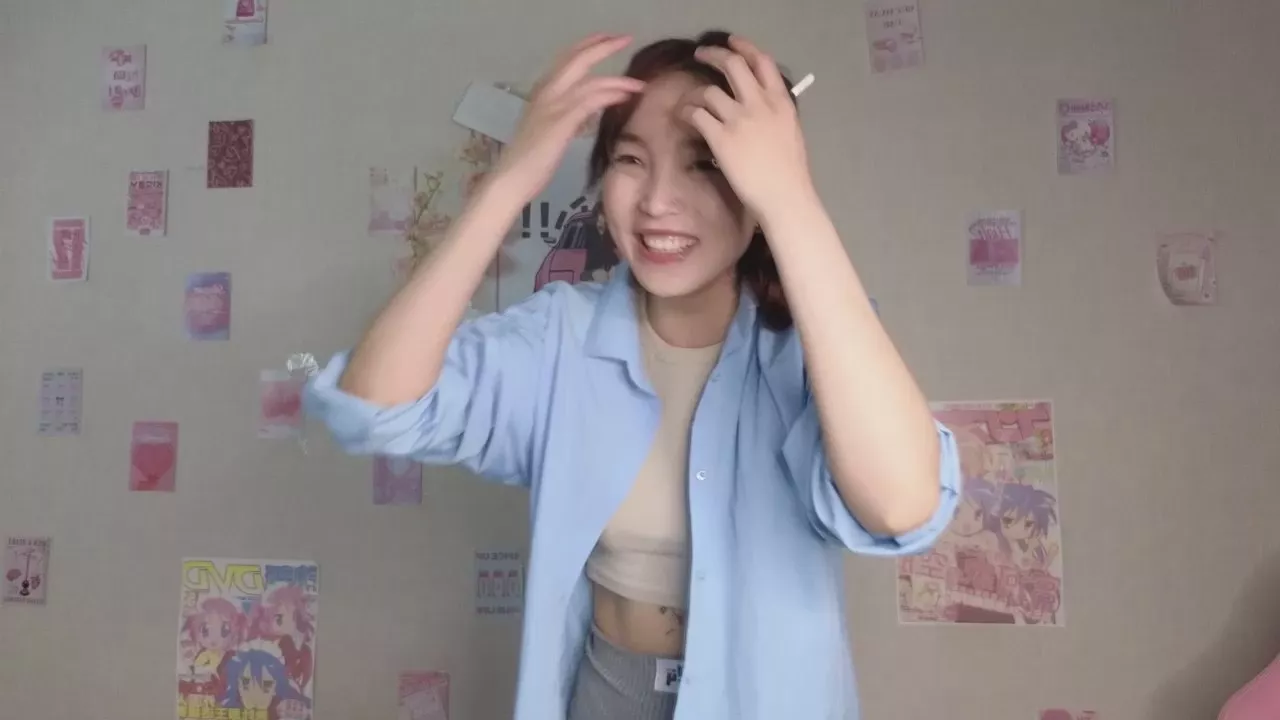 Offline OdeliaGills on Cam4