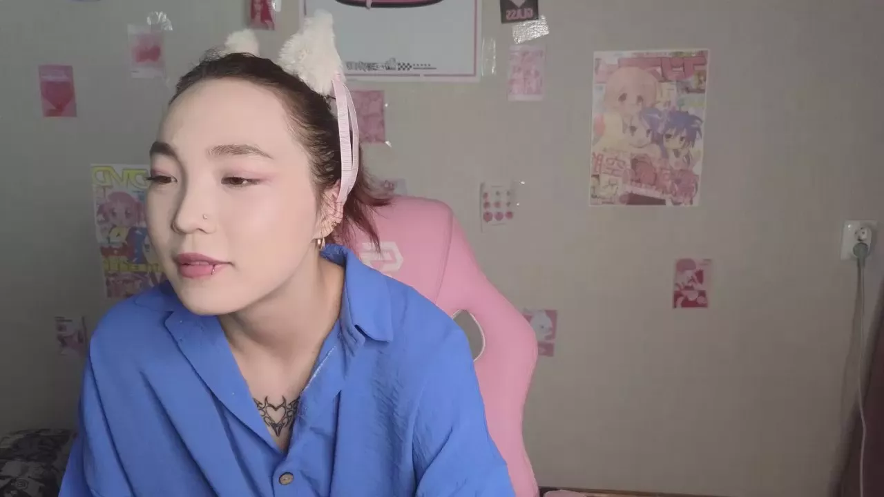 Offline OdeliaGills on Cam4