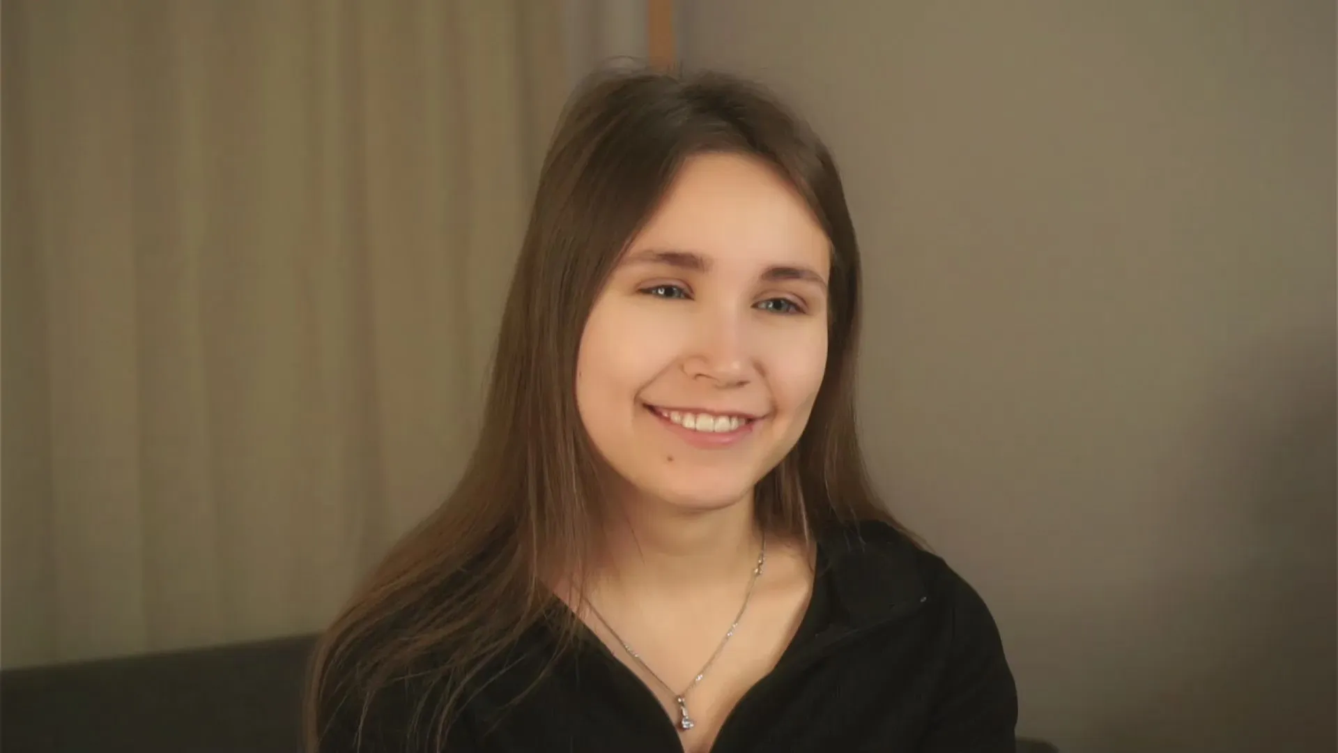 Offline OdelynaDainty on Cam4