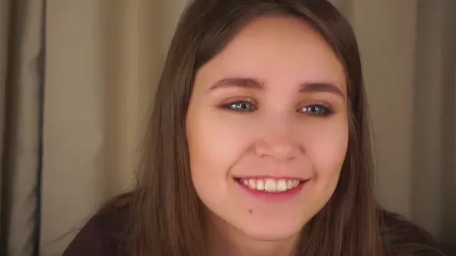 Offline OdelynaDainty on Cam4