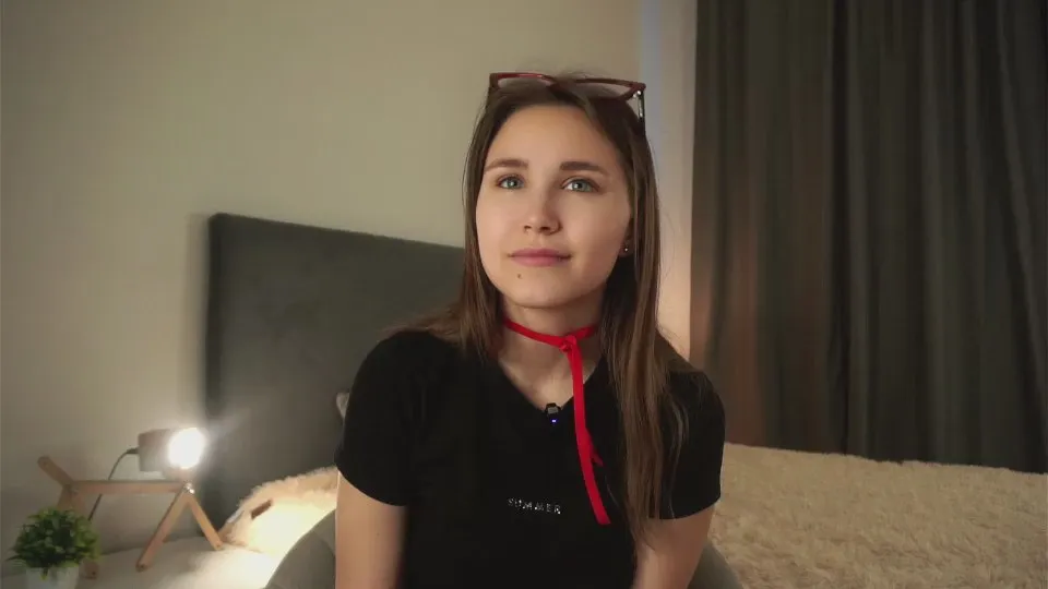 Offline OdelynaDainty on Cam4