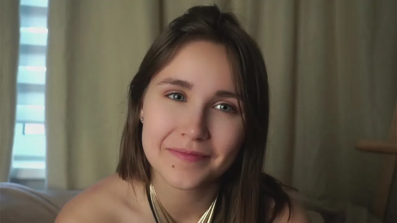 Offline OdelynaDainty on Cam4