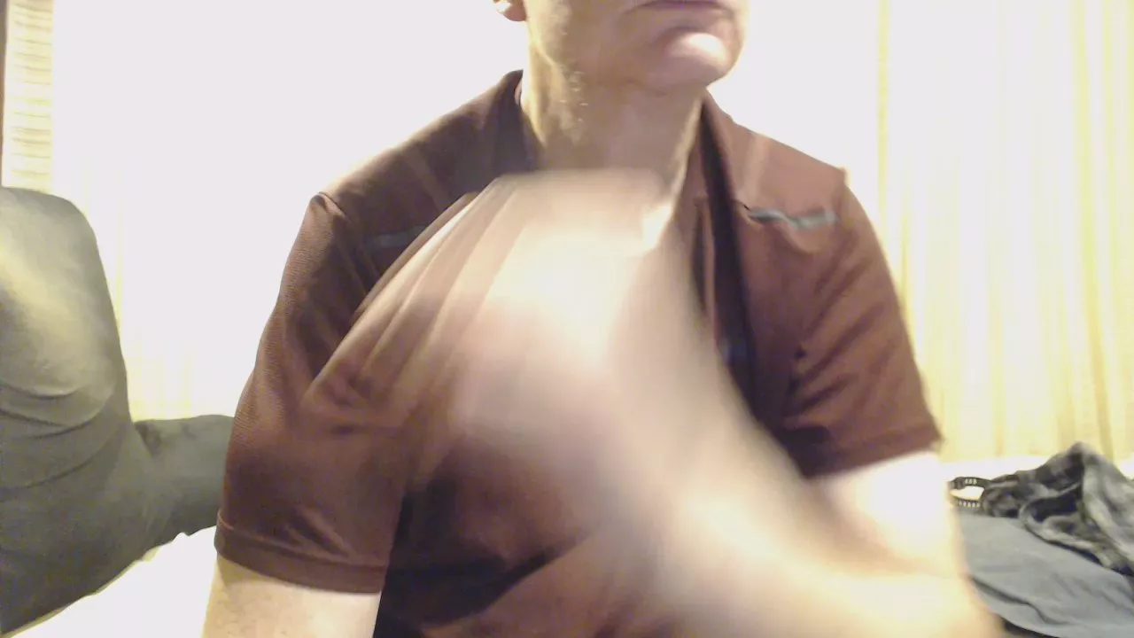 Offline Oldbutwild on Cam4