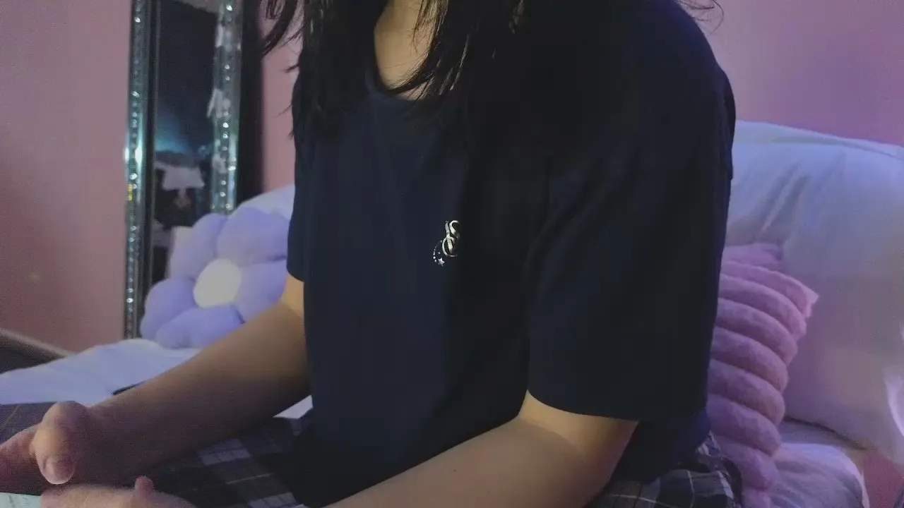 Offline openmyflower on Cam4