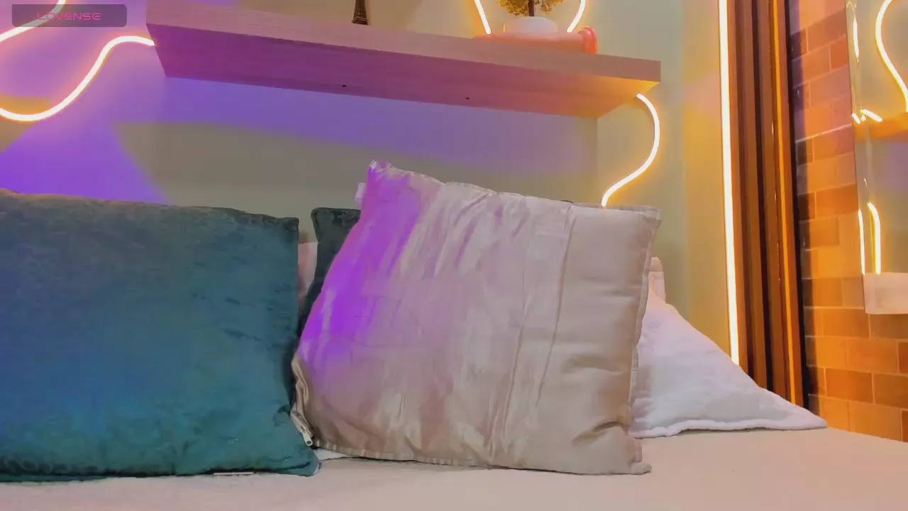 Offline Palmer_Evans on Cam4