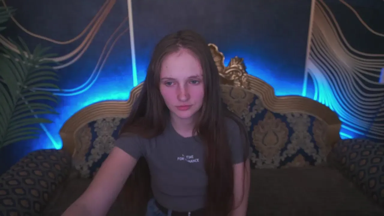 Offline PamelaaXi on Cam4