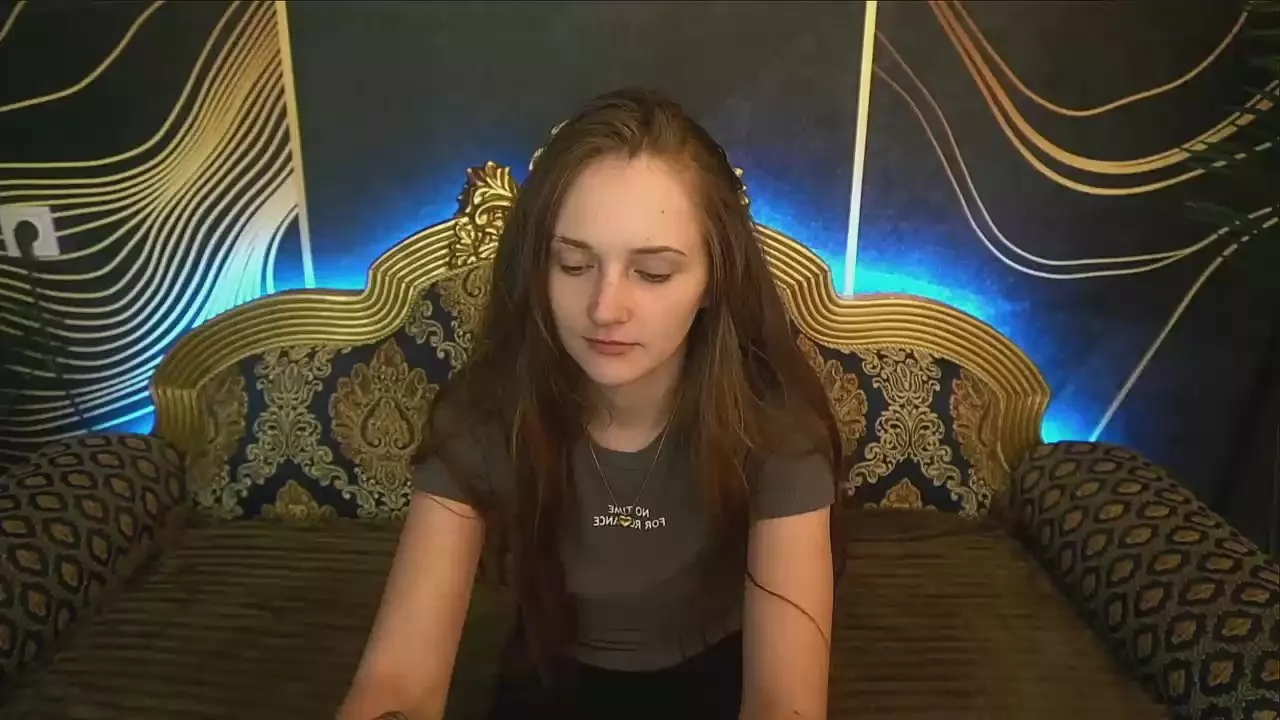 Offline PamelaaXi on Cam4