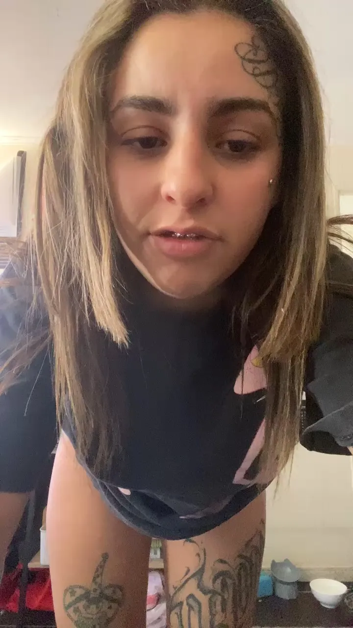 Offline paulavlntna1 on Cam4