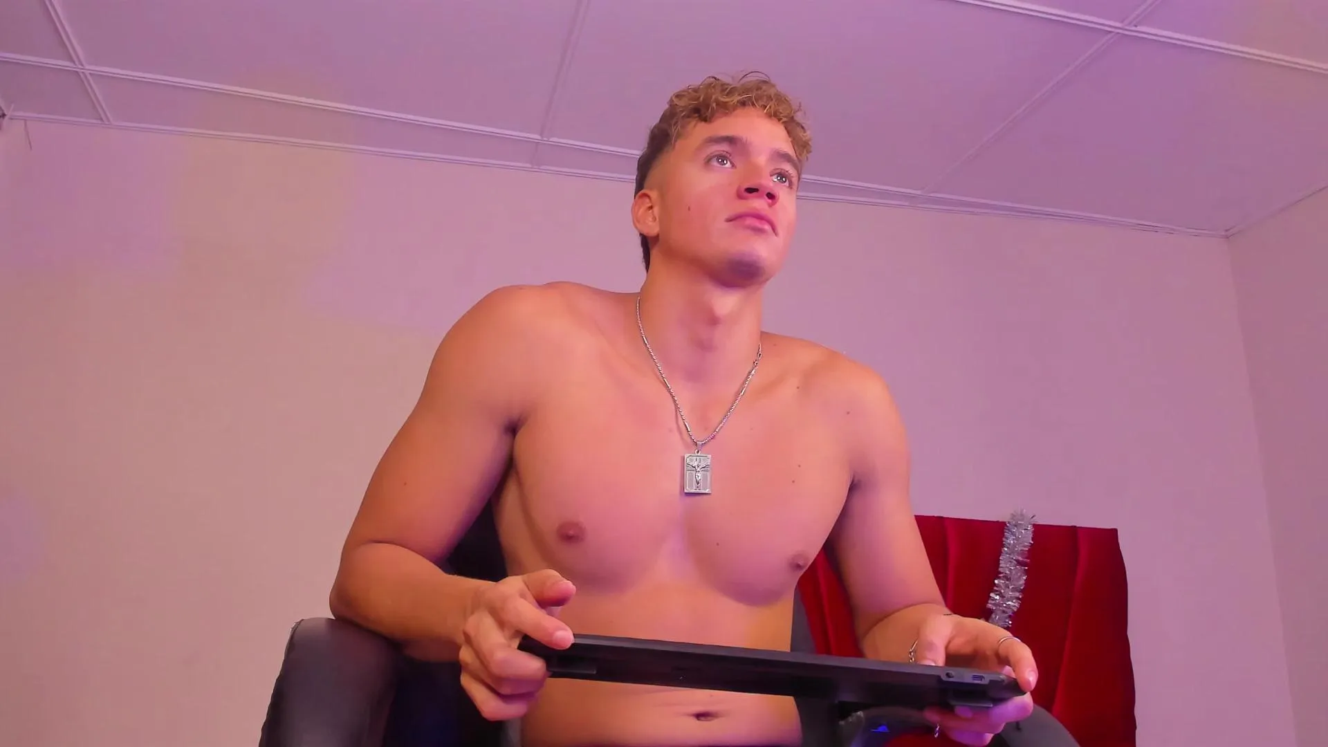 paull_george on Cam4