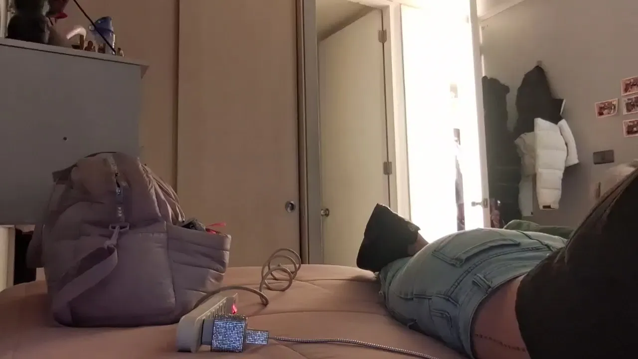 Offline Pazzuttra on Cam4