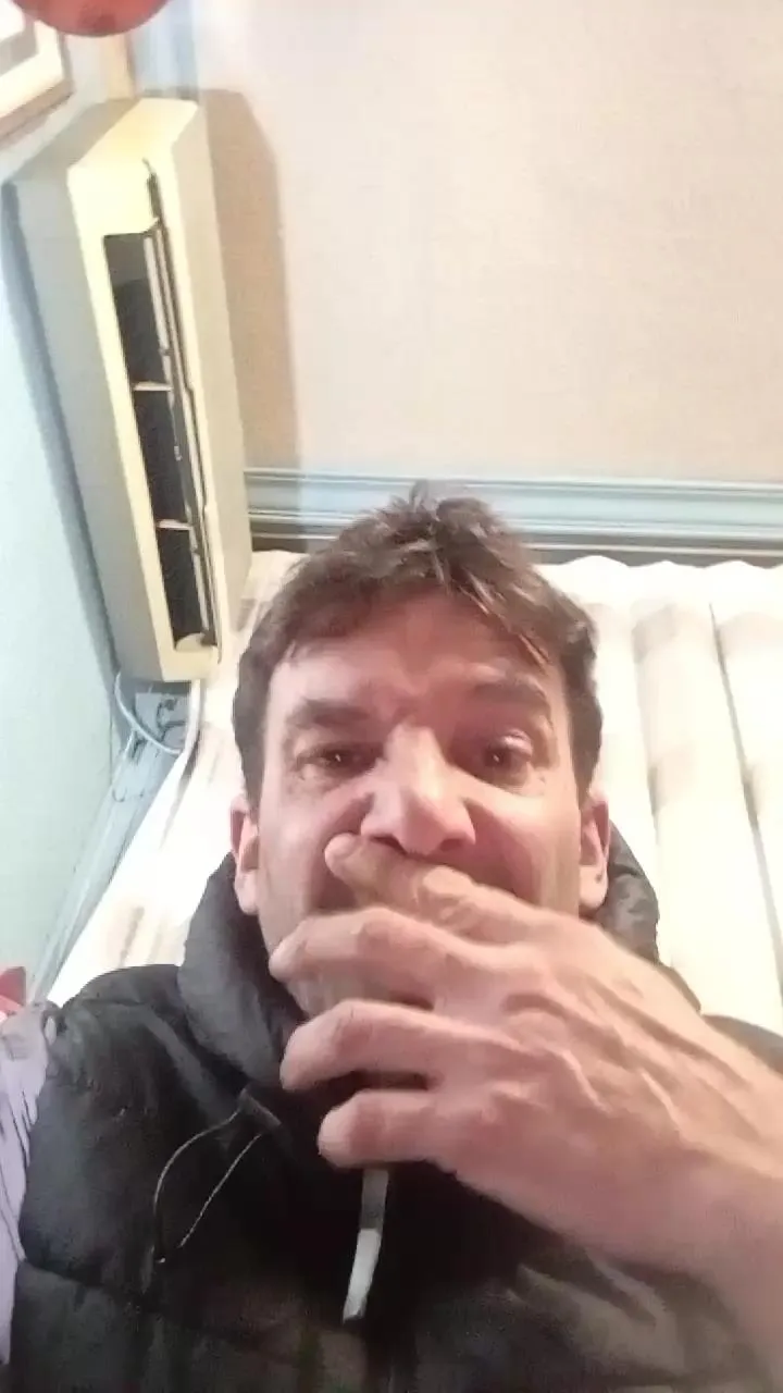 Offline pcrr44 on Cam4