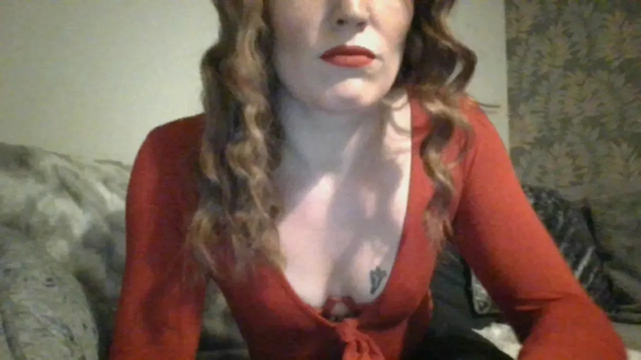 Offline PeachPudding on Cam4