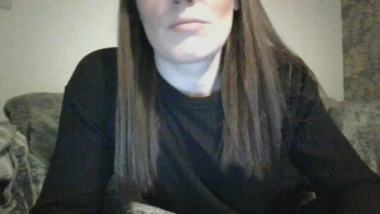 Offline PeachPudding on Cam4