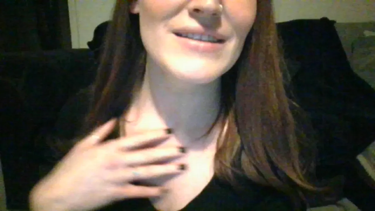 Offline PeachPudding on Cam4