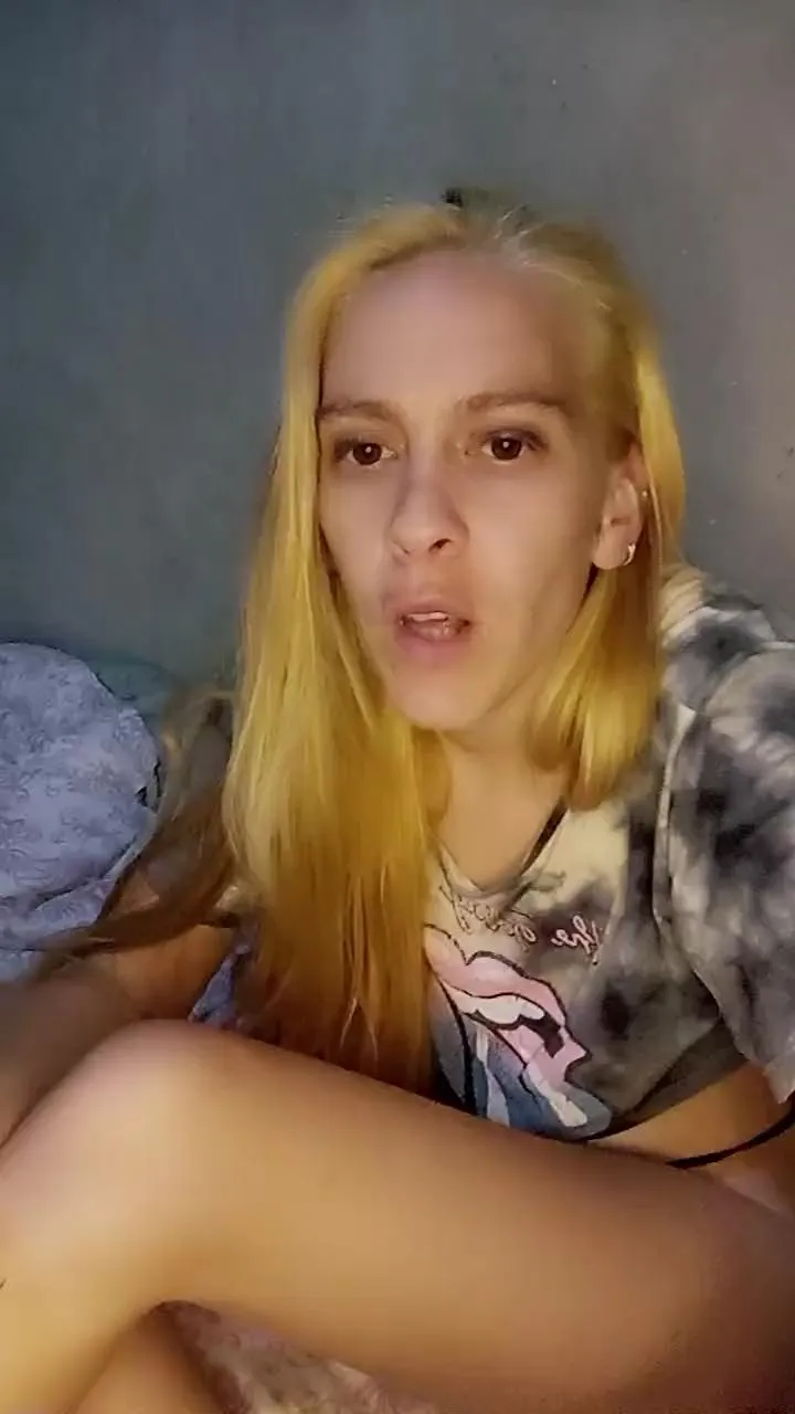 Offline pecado_isabela on Cam4