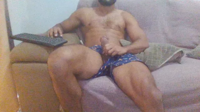 Offline pegadormaxo on Cam4