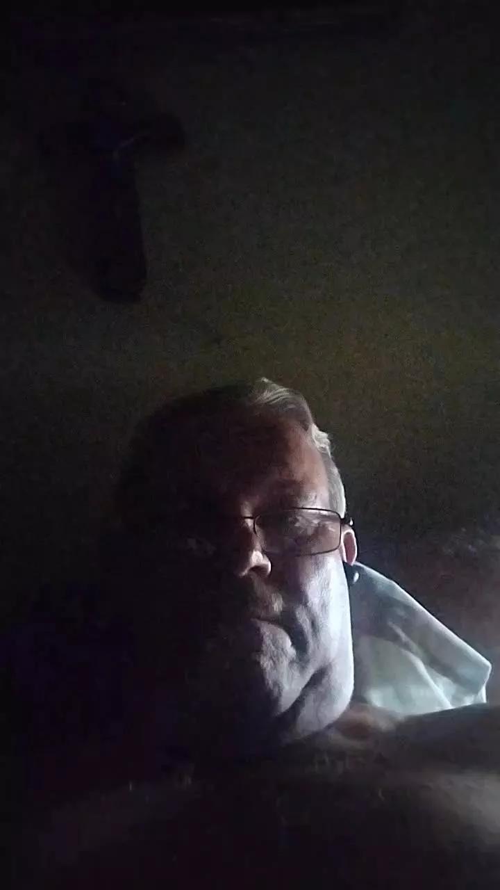 Pepe202020 from Cam4