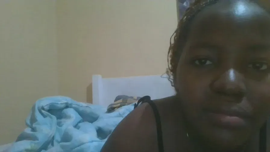 Freechat periwinkle20 on Cam4