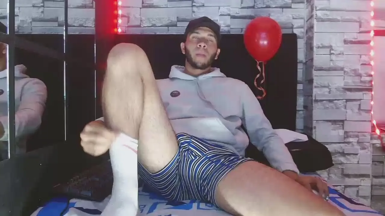 Freechat Pether_hairy on Cam4