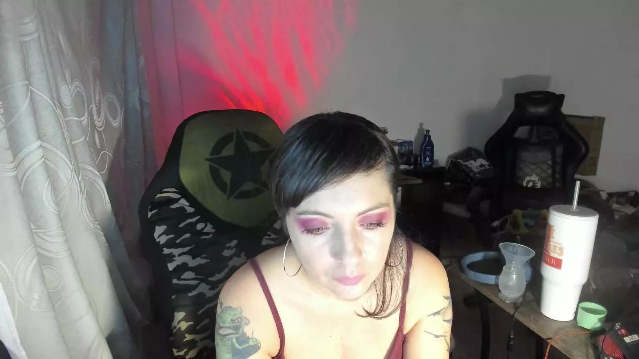 Offline PetitSimonett on Cam4