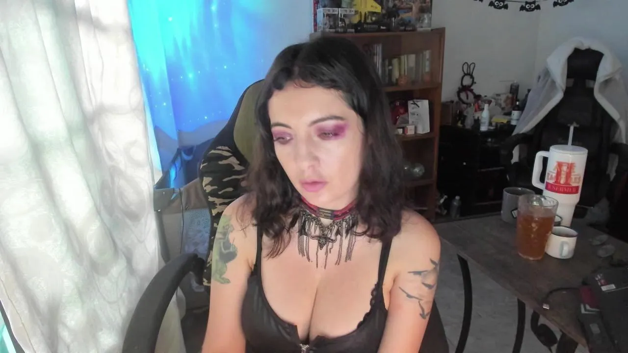 Offline PetitSimonett on Cam4