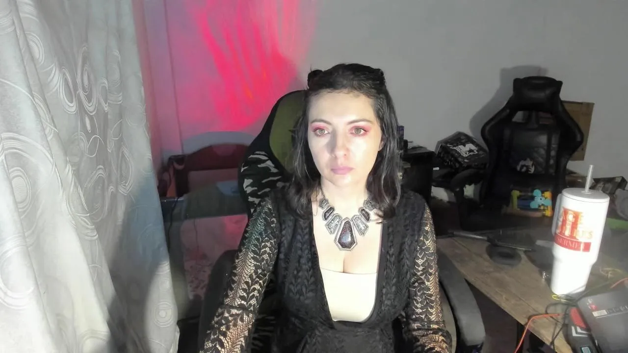 Offline PetitSimonett on Cam4