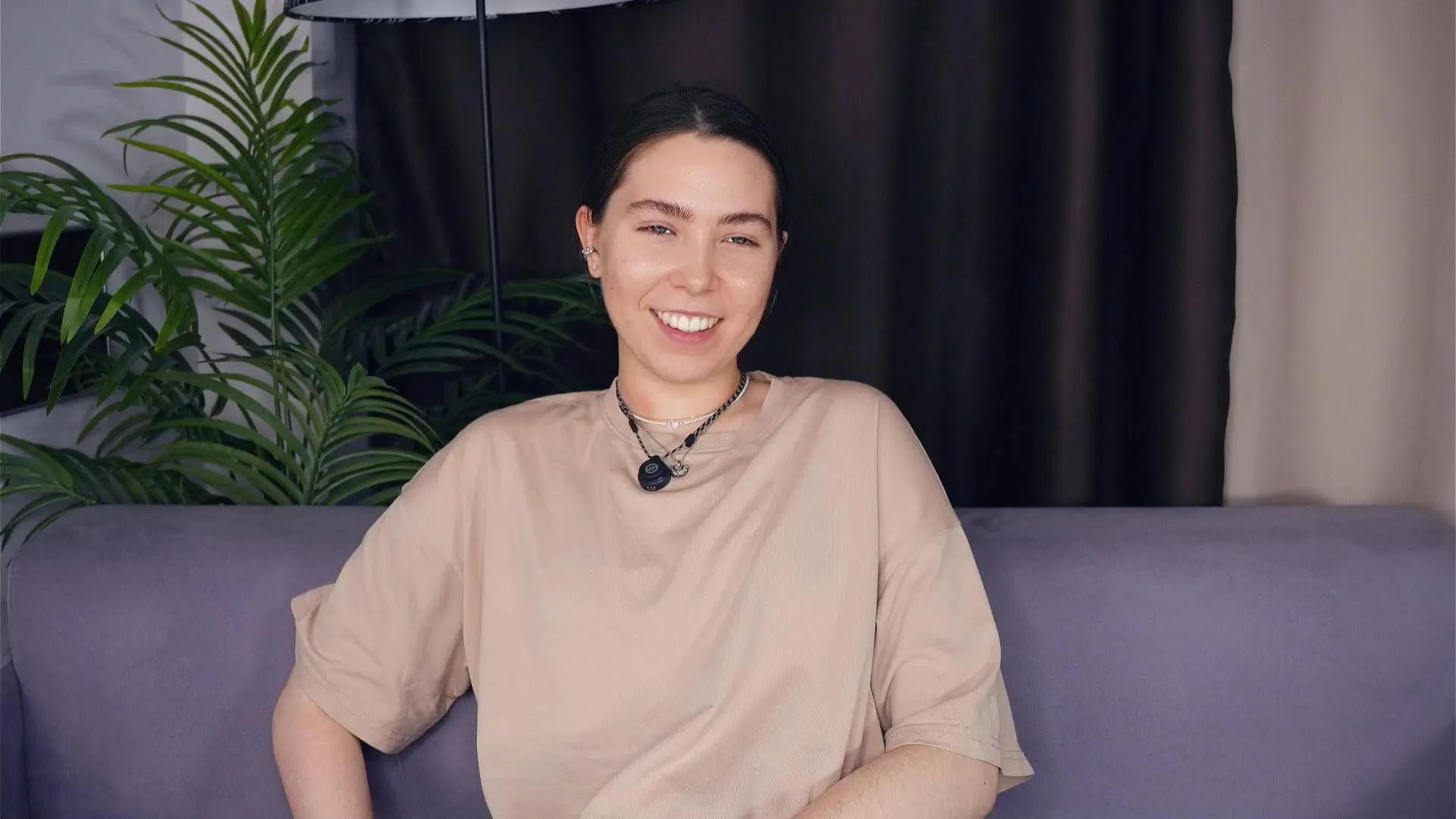 Freechat PhillisSlomer on Cam4