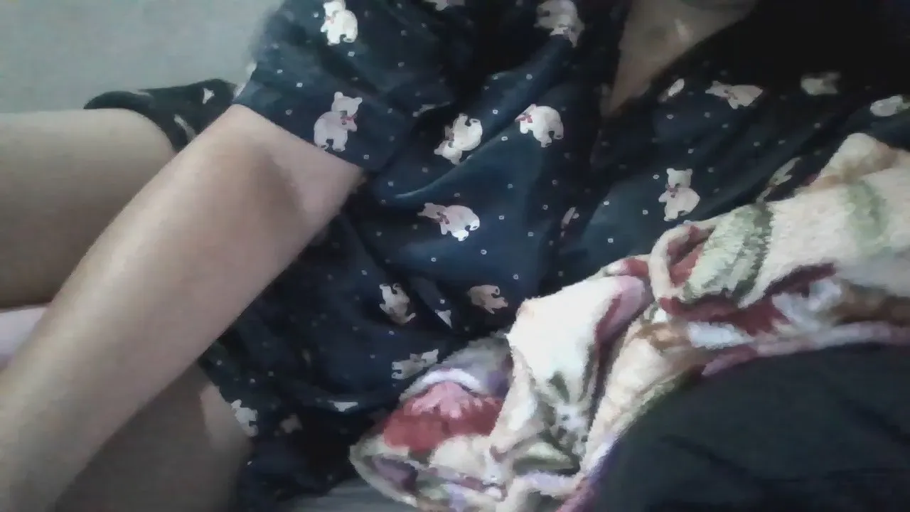 Offline PhoenixGirlCam on Cam4